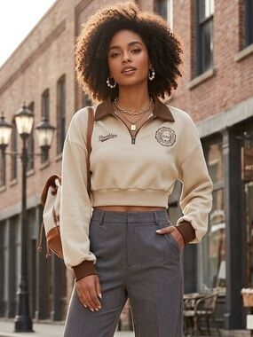 Cropped Collared Pullover Sweatshirt in Beige with Brown Trim